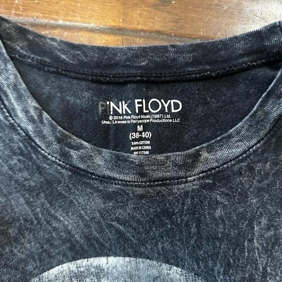 Pink Floyd Vintage Black Tee - Picture 2 of 3